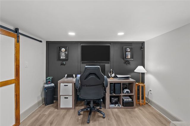 10 Brightridge Avenue, East Providence, RI 02914