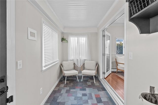 10 Brightridge Avenue, East Providence, RI 02914