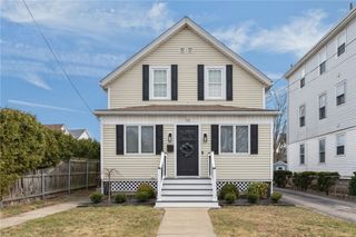 10 Brightridge Avenue, East Providence, RI 02914