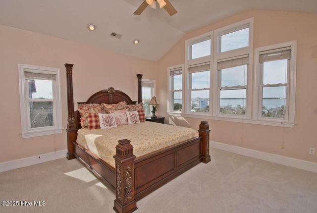 4204 Emerald Drive, Emerald Isle, NC 28594