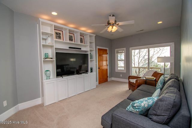 4204 Emerald Drive, Emerald Isle, NC 28594