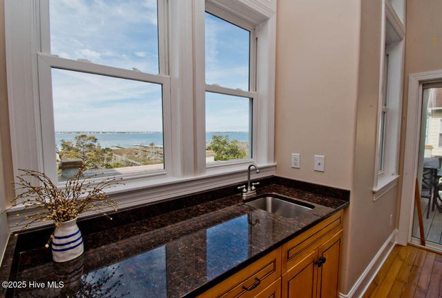4204 Emerald Drive, Emerald Isle, NC 28594