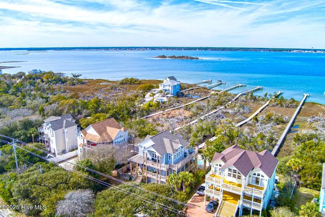4204 Emerald Drive, Emerald Isle, NC 28594