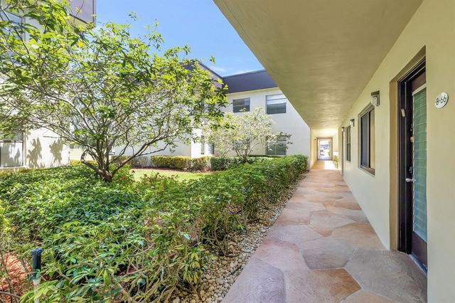 66 Capri B, Delray Beach, FL 33484