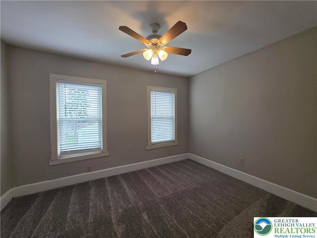 2710 Columbia Street, Palmer Twp, PA 18045