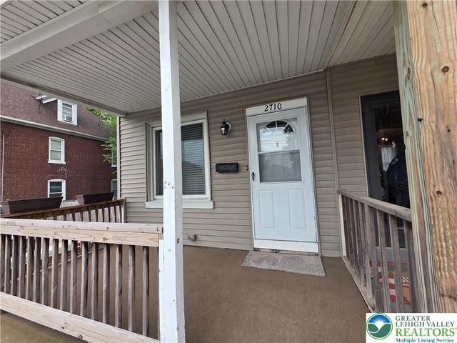 2710 Columbia Street, Palmer Twp, PA 18045