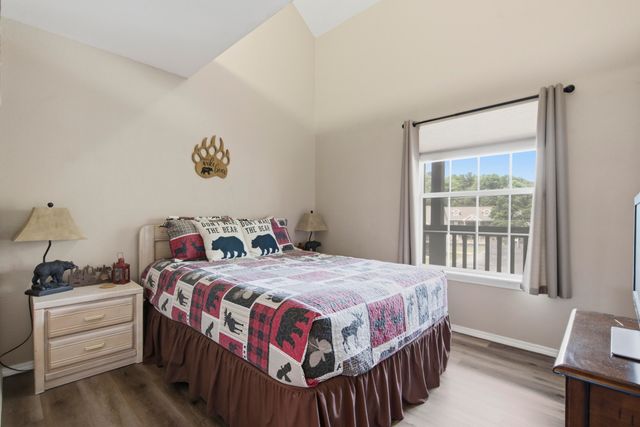 700 Fall Creek Drive 11, Branson, MO 65616