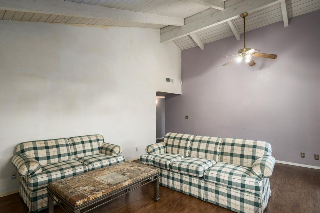 Image 9 of property listing at 317 W Sierra Avenue # 114, Fresno, CA 93704