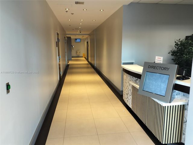 12550 Biscayne Blvd 605, North Miami, FL 33181