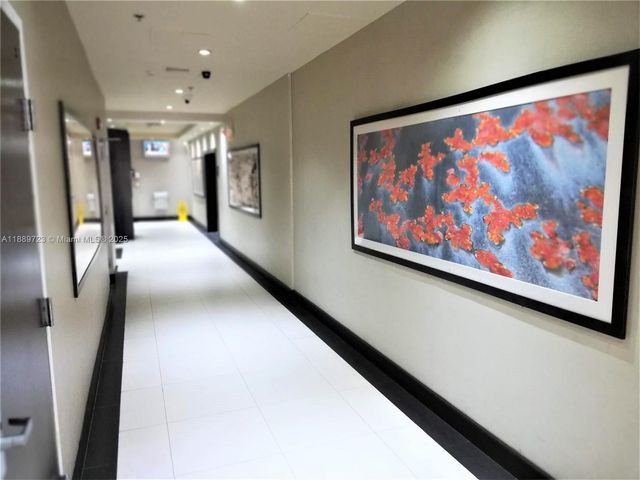 12550 Biscayne Blvd 605, North Miami, FL 33181