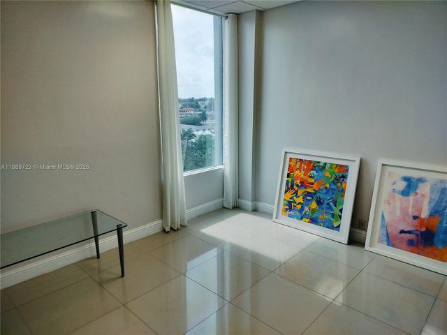 12550 Biscayne Blvd 605, North Miami, FL 33181