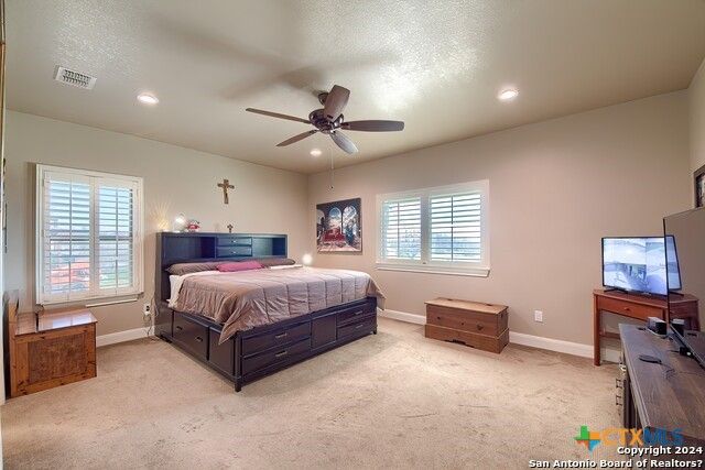 6197 Pfeil Road, Schertz, TX 78154