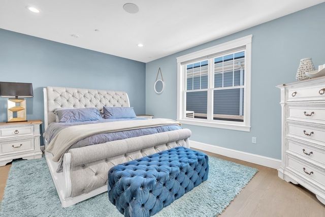 199 W 8th St 6, Boston, MA 02127