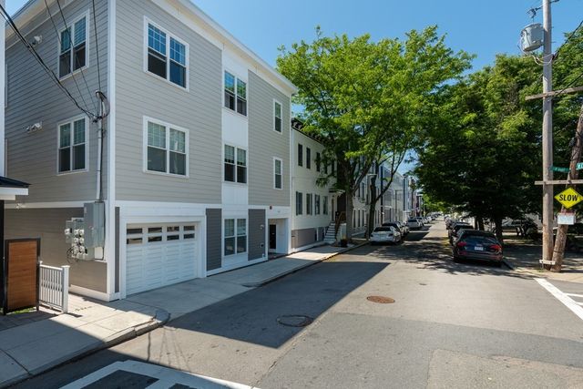 199 W 8th St 6, Boston, MA 02127