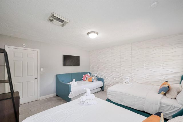 5114 Grantwood Street, Houston, TX 77004