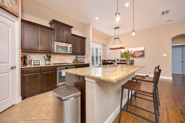 6956 Finch Drive, North Richland Hills, TX 76182