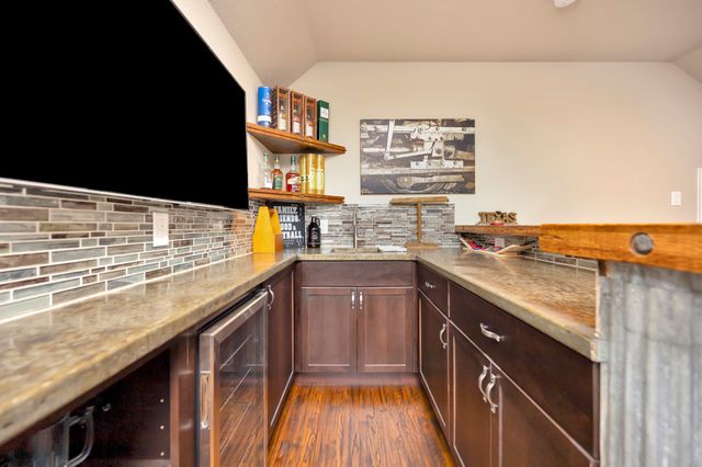 6956 Finch Drive, North Richland Hills, TX 76182