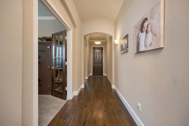 6956 Finch Drive, North Richland Hills, TX 76182