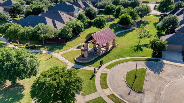 6956 Finch Drive, North Richland Hills, TX 76182