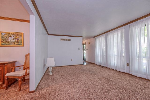 103 Barnwood, Ross Twp, PA 15237