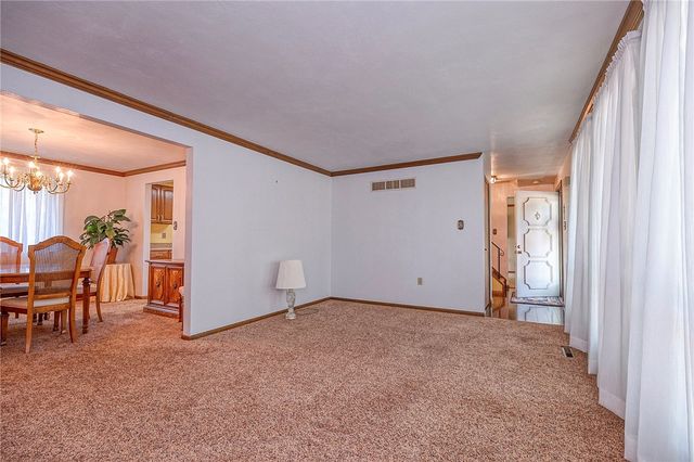 103 Barnwood, Ross Twp, PA 15237