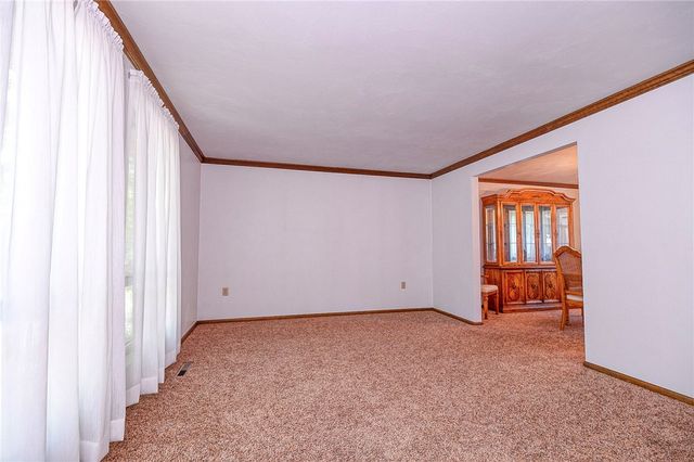 103 Barnwood, Ross Twp, PA 15237