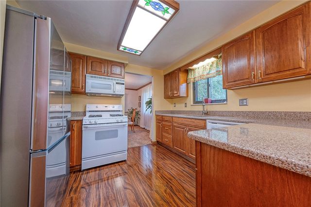 103 Barnwood, Ross Twp, PA 15237