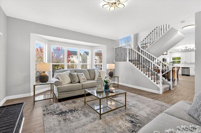 807 Victorygate Court, Lake St Louis, MO 63367