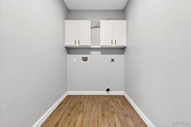 807 Victorygate Court, Lake St Louis, MO 63367