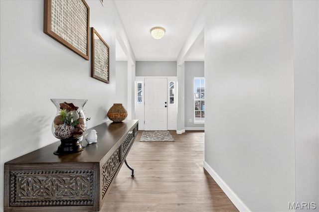 807 Victorygate Court, Lake St Louis, MO 63367