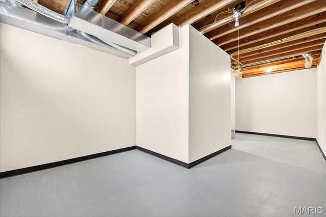 807 Victorygate Court, Lake St Louis, MO 63367