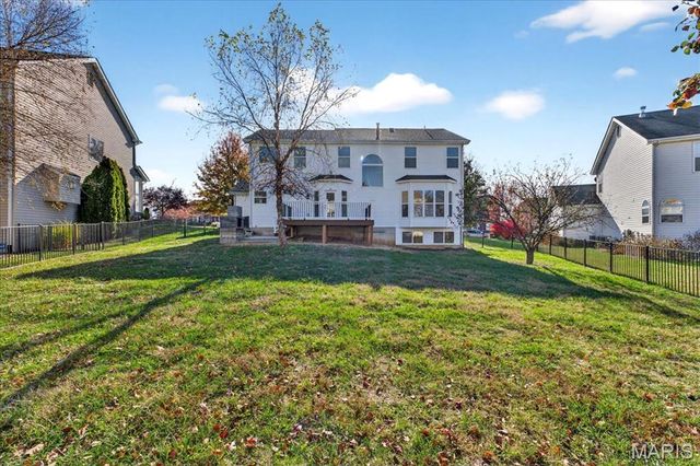 807 Victorygate Court, Lake St Louis, MO 63367