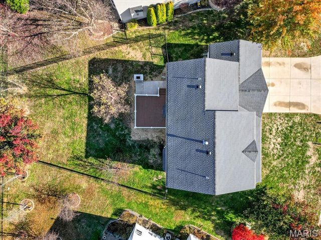 807 Victorygate Court, Lake St Louis, MO 63367