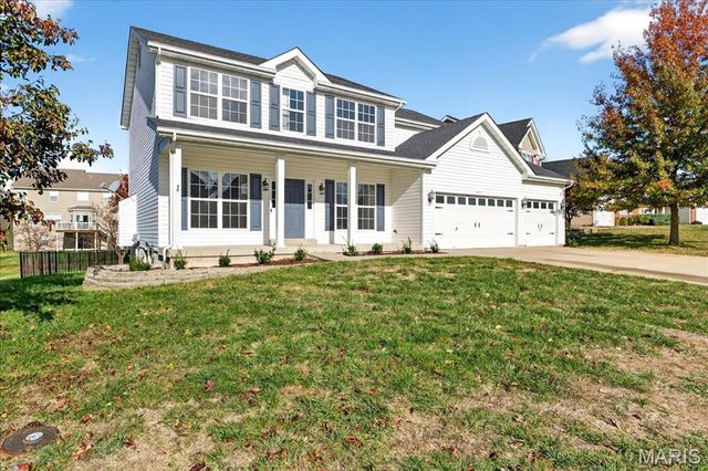 807 Victorygate Court, Lake St Louis, MO 63367