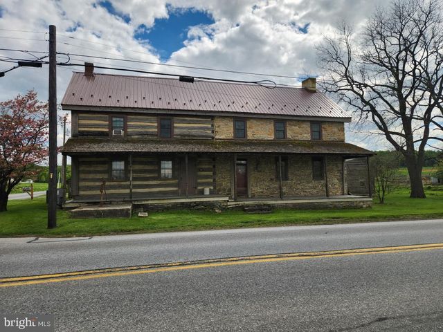 736 STRASBURG RD, Paradise, PA 17562