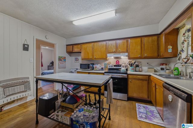 123 LEWIS DRIVE, Hueytown, AL 35023