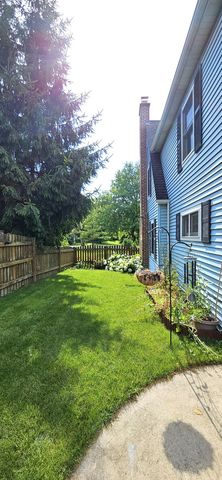 42509 N Lake Drive, Antioch, IL 60002