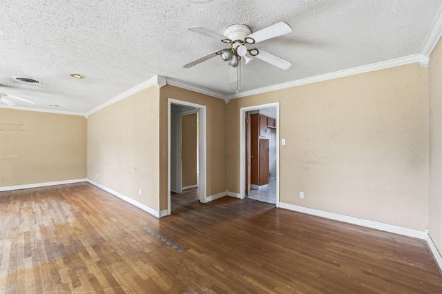 11614 Mullins Drive, Houston, TX 77035