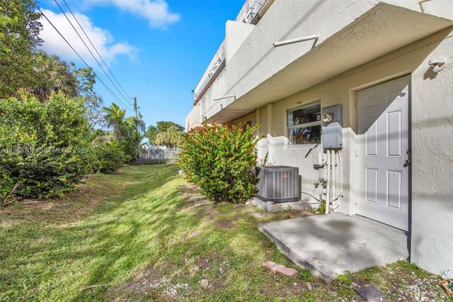 2753 NW 131st St, Opa-locka, FL 33054