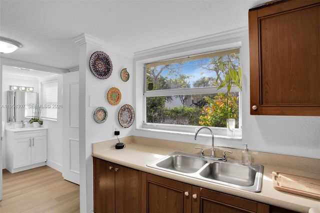 2753 NW 131st St, Opa-locka, FL 33054