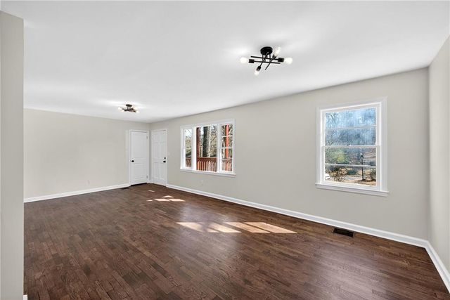 5800 Crabapple SW Drive, Mableton, GA 30126