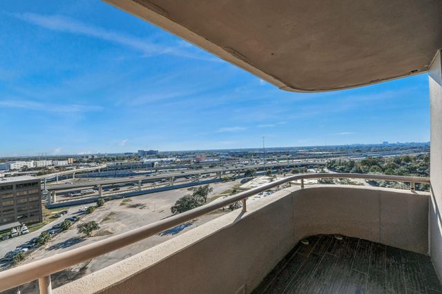 3525 Sage Road 1503, Houston, TX 77056
