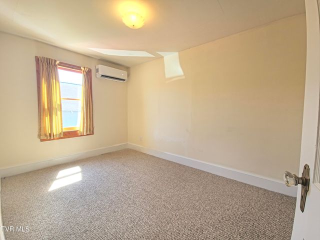 320 May Avenue, Kingsport, TN 37665