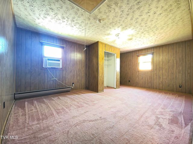 320 May Avenue, Kingsport, TN 37665
