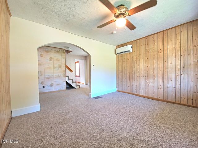 320 May Avenue, Kingsport, TN 37665