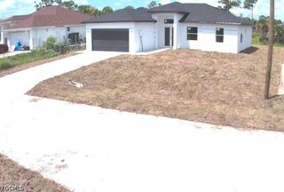 2813 Laura AVE N, Lehigh Acres, FL 33971