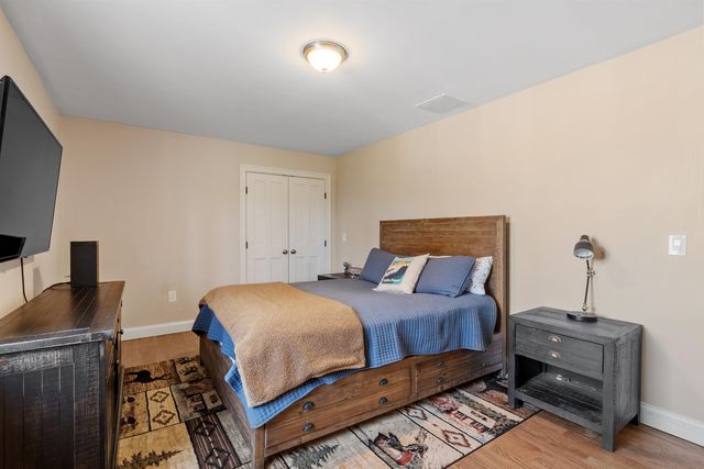 23 Austin Lane, Hollis, NH 03049