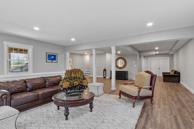 23 Austin Lane, Hollis, NH 03049