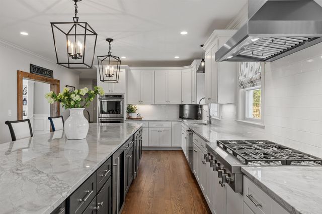 23 Austin Lane, Hollis, NH 03049