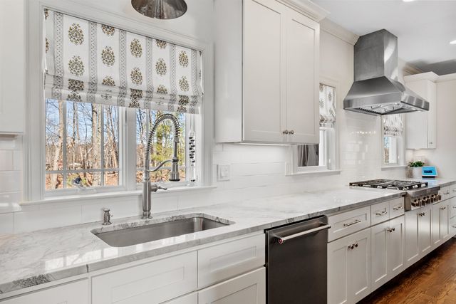 23 Austin Lane, Hollis, NH 03049